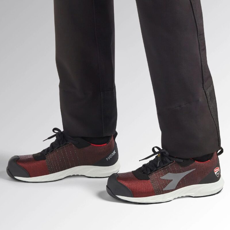 calzado de seguridad diadora FLY MOTOR MATRYX LOW S1PL SR HRO SR SC ESD
